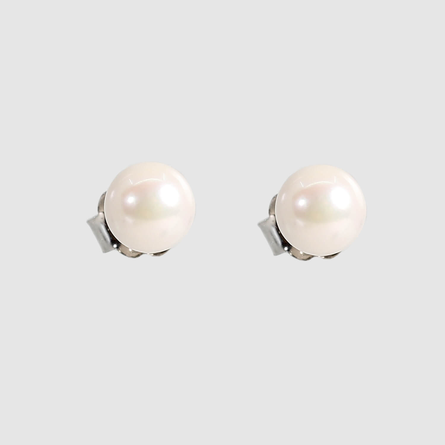 Japanese akoya pearl